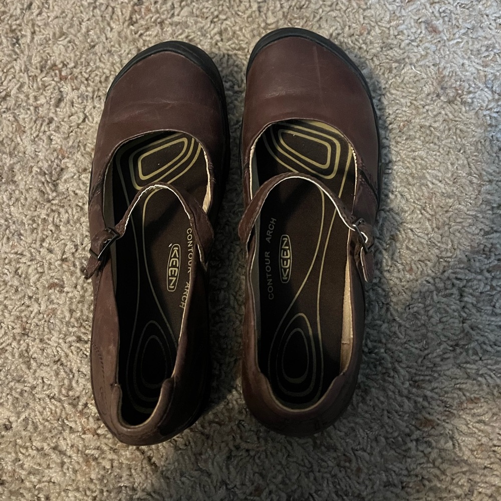 Keens womens shoes worn a few times great condition